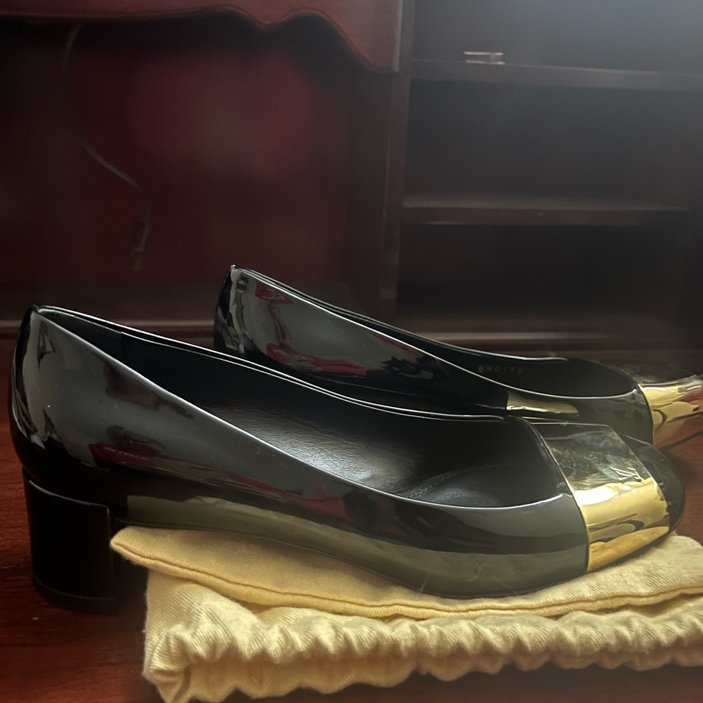 Brand New Patent Leather Louis Vuitton Heels - Picture 3 of 3